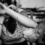 INSS DEVE PAGAR SALÁRIO À VÍTIMAS DE VIOLÊNCIA AFASTADAS DO TRABALHO?