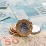 Atenção: aplicações de até 40 salários mínimos são impenhoráveis em qualquer conta bancária, mesmo que haja dívidas